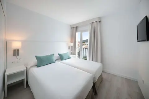 La Pergola Aparthotel in Andratx — foto 4