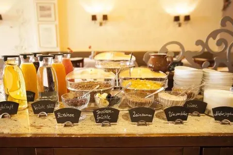 Stadt-gut-Hotel und Gasthof Goldener Adler foto 10