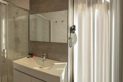 Sh Suite Palace in Valencia — foto 18