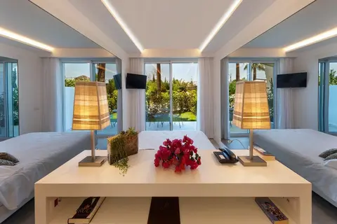 Hotel Alpha Sorrento Coast in Sant'agnello — foto 4