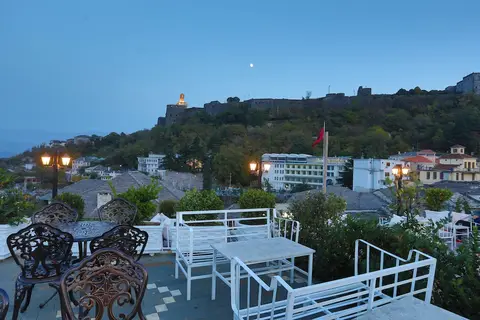 Hotel Kodra in Gjirokastra — foto 21