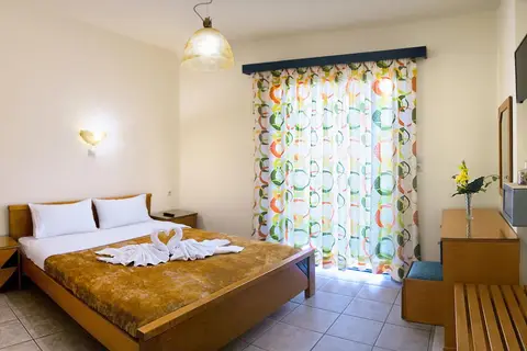 Nicolas in Georgioupolis — foto 13