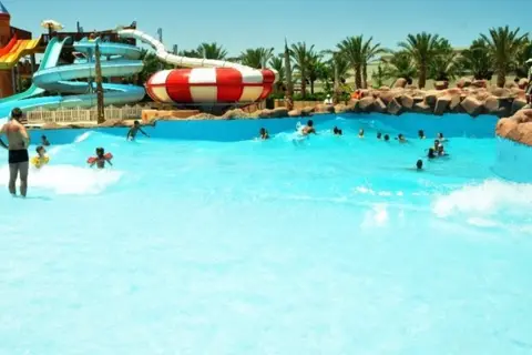 Sea Beach Aqua Park Resort in Sharm el Sheikh — foto 2