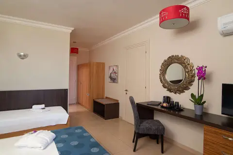 Sunrise Resort in Μόλυβος — foto 28