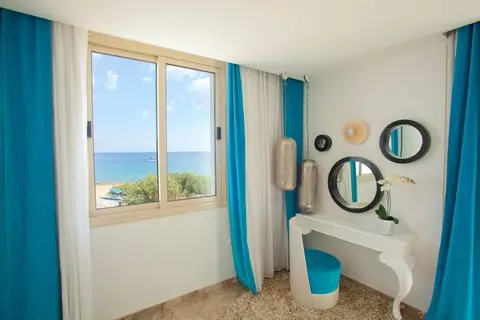 Althea Kalamies Luxury Villas in Παραλίμνι — foto 22