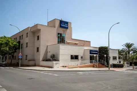 Travelodge Alicante Puerto in Alicante — foto 8