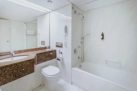 The Golden Coast Beach Hotel in Παραλίμνι — foto 28