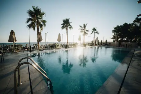 AMR Hotel in Golem — foto 2