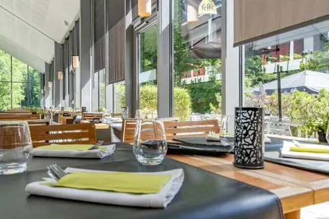 Castel de Pont-à-Lesse foto 2