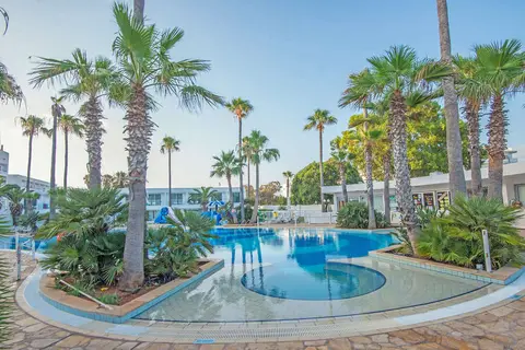 Dome Beach Hotel & Resort in Αγία Νάπα