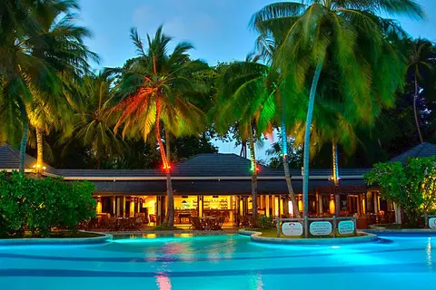 Royal Island Resort & Spa in Maakana — foto 16