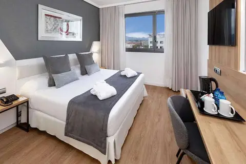 Alexandre Hotel FrontAir Congress in Sant Boi de Llobregat — foto 23