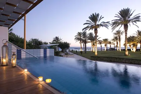 Constantinou Bros Asimina Suites Hotel in Geroskipou — foto 18