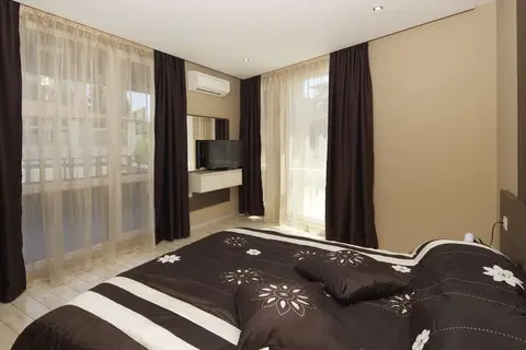 Paradiso Aparthotel in Несебър — foto 20