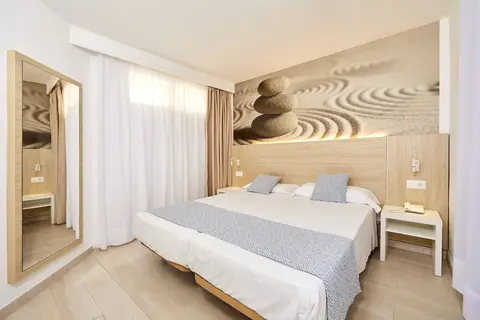 Sun Beach in Santa Ponsa — foto 20