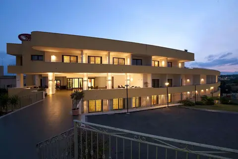 Grand Hotel Sofia in Noto — foto 10