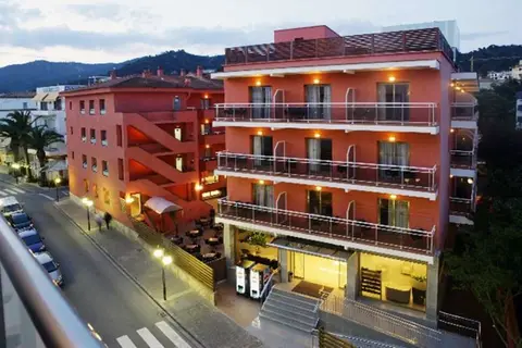 Hotel Tossa Beach in Tossa de Mar — foto 12