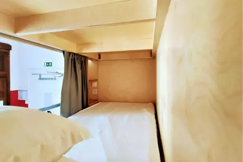 Rivoli Cinema Hostel in Vila Nova de Gaia — foto 22