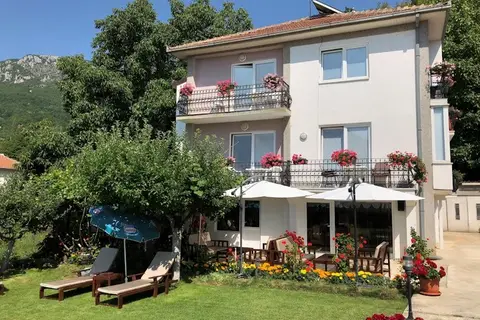Villa Mimi in Pestani