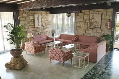 Dionysos Central Hotel in Paphos — foto 16
