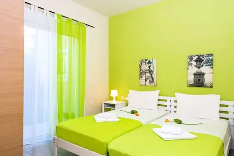 Azure Beach Sea Front Villas in Nopigia — foto 5