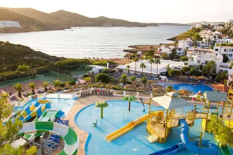 Carema Club Resort in es Mercadal
