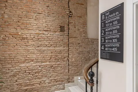 Apartamentos Líbere Málaga Teatro Romano in Málaga — foto 25