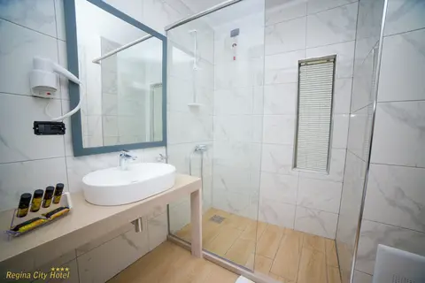 Regina City Hotel in Vlorë, foto 29