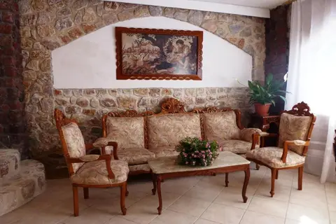 Atalos Hotel  Apartments & Suites in SUNFLOWER SANTORINI, foto 4