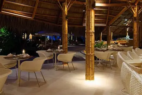 Kuramathi Island Resort in ރަސްދޫ — foto 21