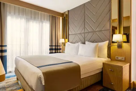 Days Inn by Wyndham Istanbul Bomonti in Istanbul, foto 2