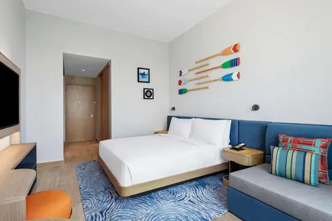 Hampton by Hilton Marjan Island in جزيرة المرجان — foto 3