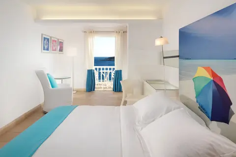 Petasos Beach Resort & Spa in Πλατύς Γιαλός — foto 29