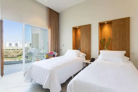 Higueron Hotel Malaga, Curio Collection by Hilton in Fuengirola, foto 24