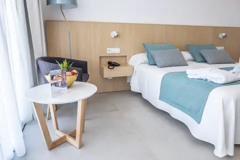 Hotel Petit Sagitario in Ciutadella — foto 7