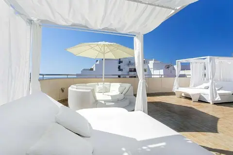 Duquesa Playa in Santa Eulària des Riu — foto 7