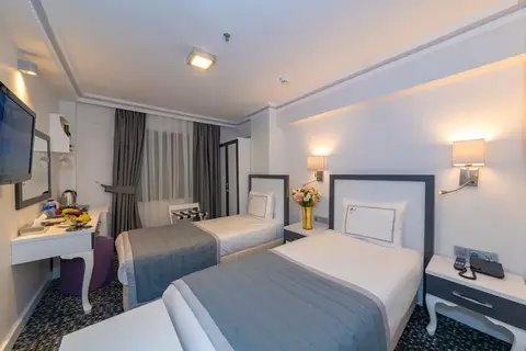 Skalion Hotel in İstanbul — foto 11