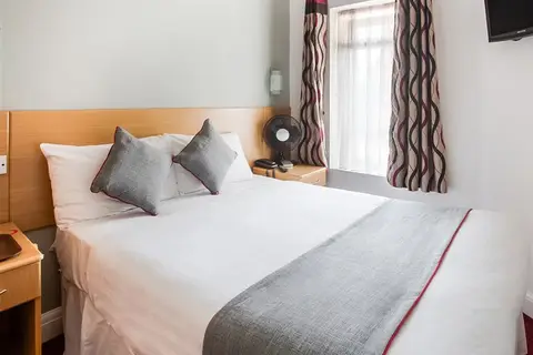 OYO London Guest House in Londen — foto 20