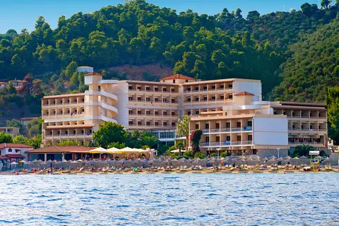 Esperides Beach Hotel in Αχλαδιάς — foto 2