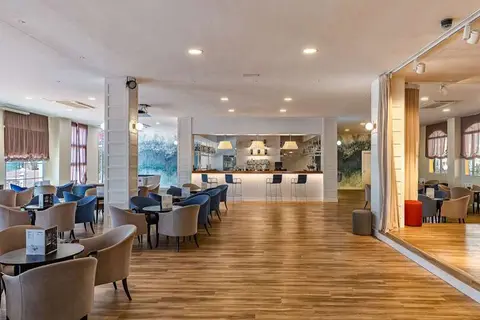 Hotel Bahia Tropical in Almuñécar — foto 25
