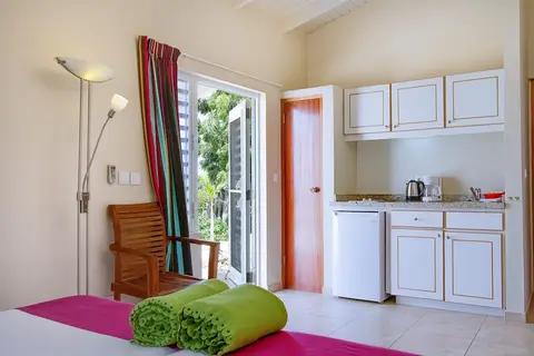 Hamlet Oasis Resort - Studios & Apartments in Hato, foto 13