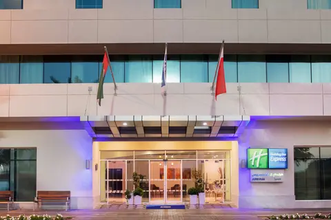 Hotel Holiday Inn Express Dubai - Jumeirah in Dubai — foto 2
