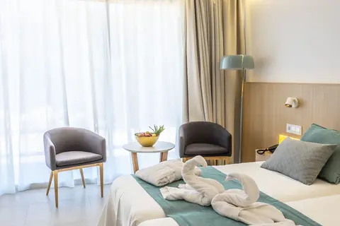 Hotel Petit Sagitario in Ciutadella — foto 13