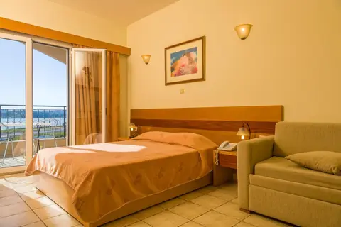 CNic Hellinis Hotel in Korfoe — foto 19