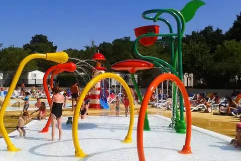 Camping Palmyre Loisirs in Les Mathes — foto 2