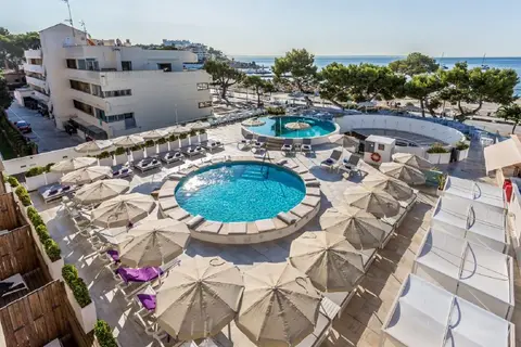 Fergus Style Palma Nova in Palmanova — foto 20