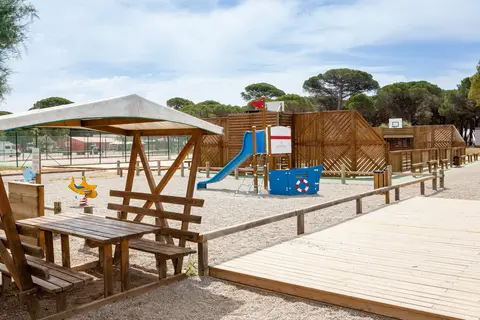 Camping Le Pansard in La Londe-les-Maures — foto 2