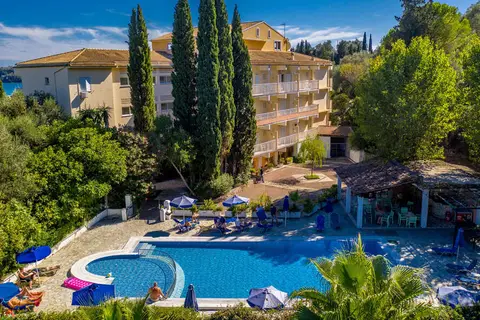 Ipsos Beach Hotel in Ύψος — foto 18
