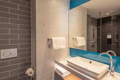 Holiday Inn Express Düsseldorf Hauptbahnhof foto 6