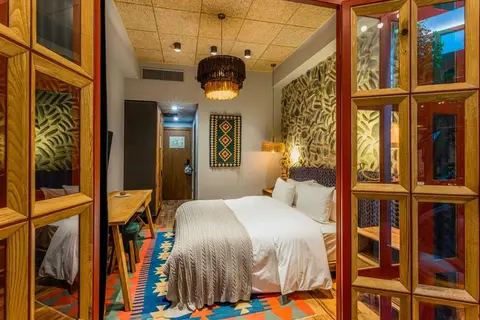 Khedi Hotel by Ginza Project in Tbilisi — foto 3